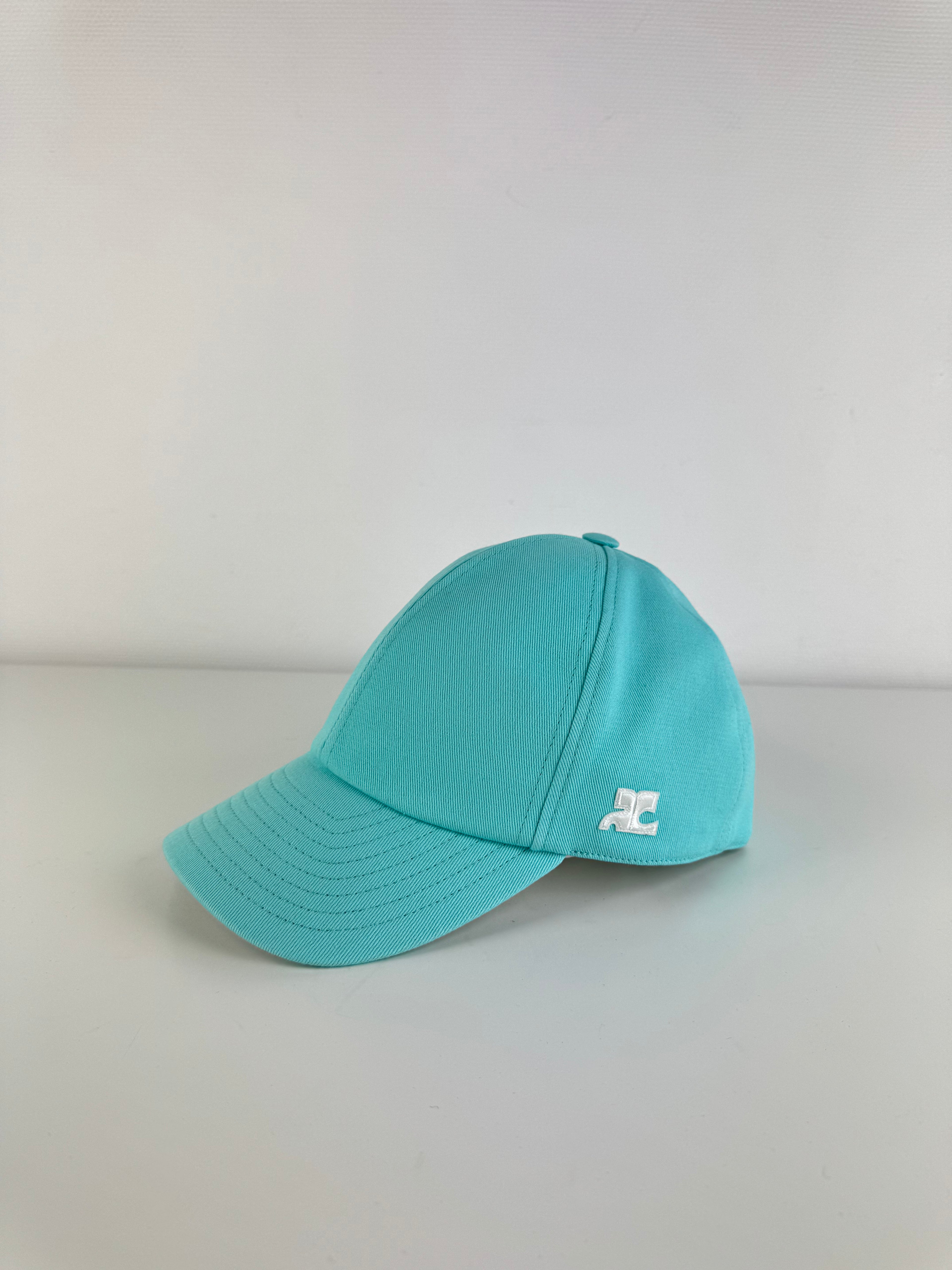 Casquette courrèges