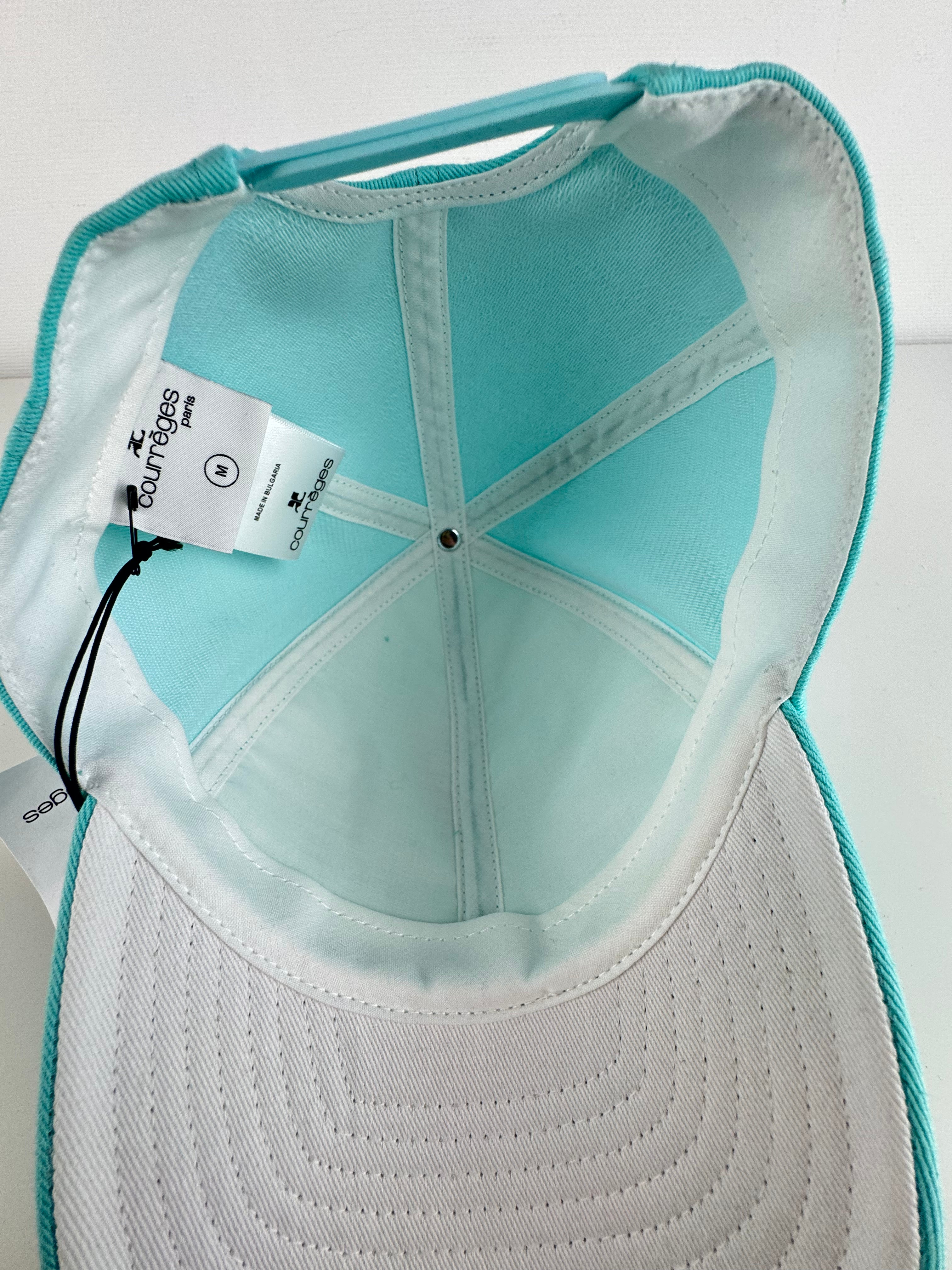 Casquette courrèges