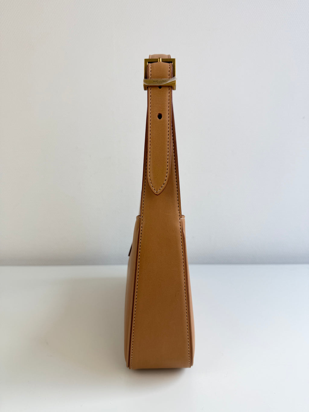 Le 5 a 7 Saint Laurent