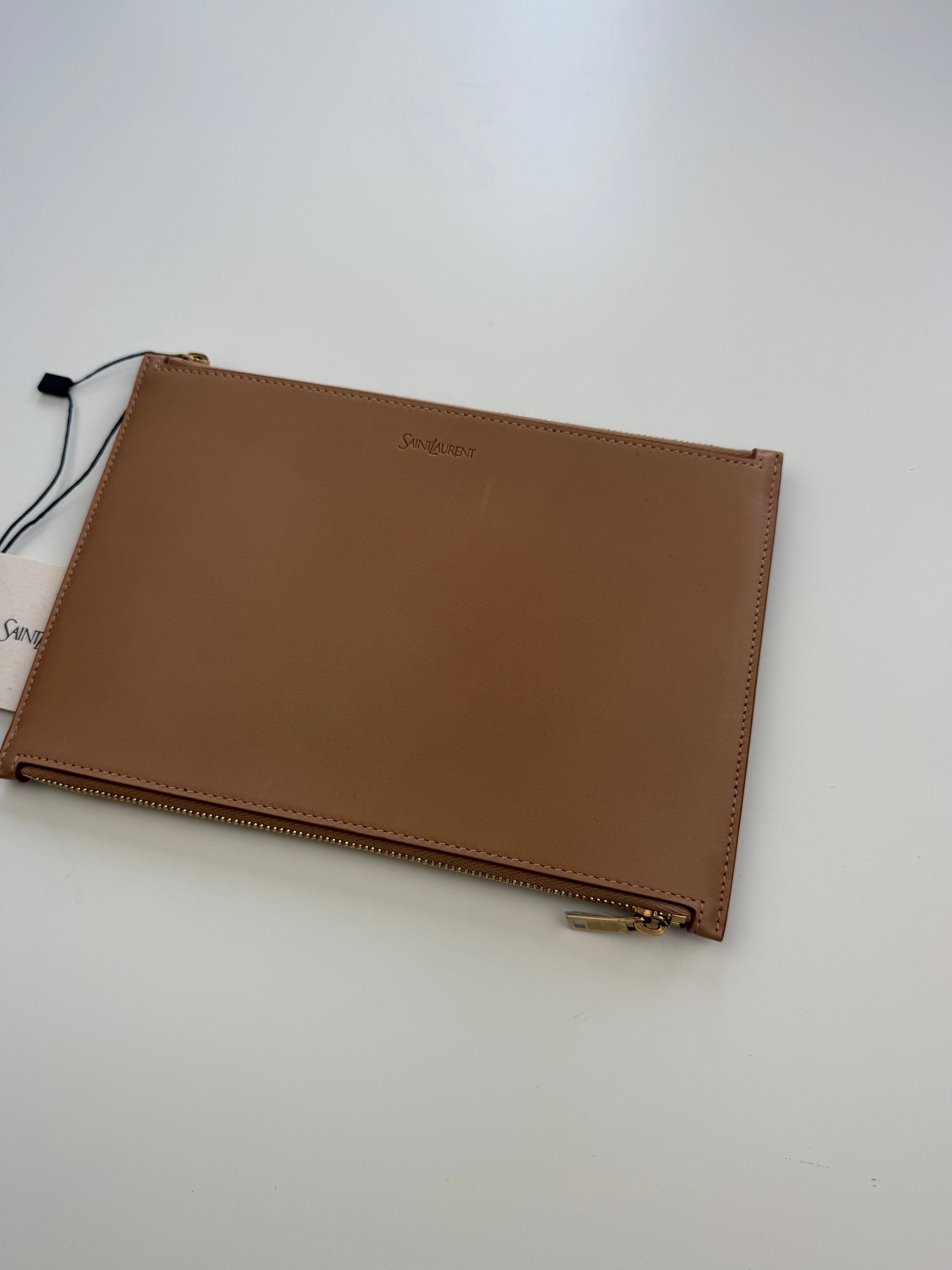 Pochette Saint Laurent