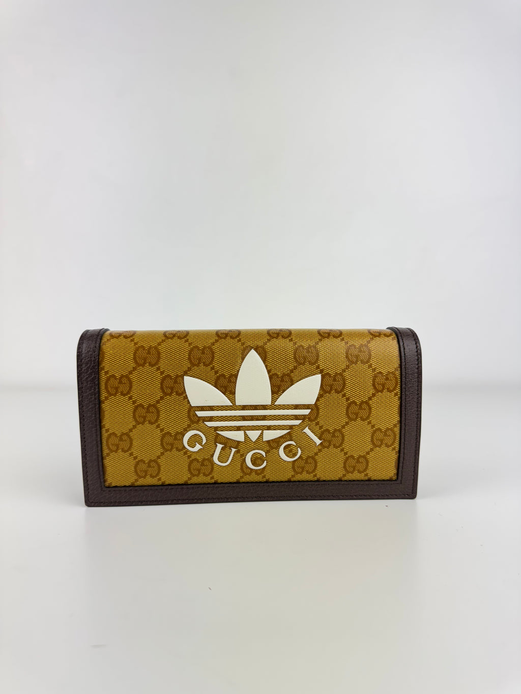 Wallet on chain Gucci x Adidas