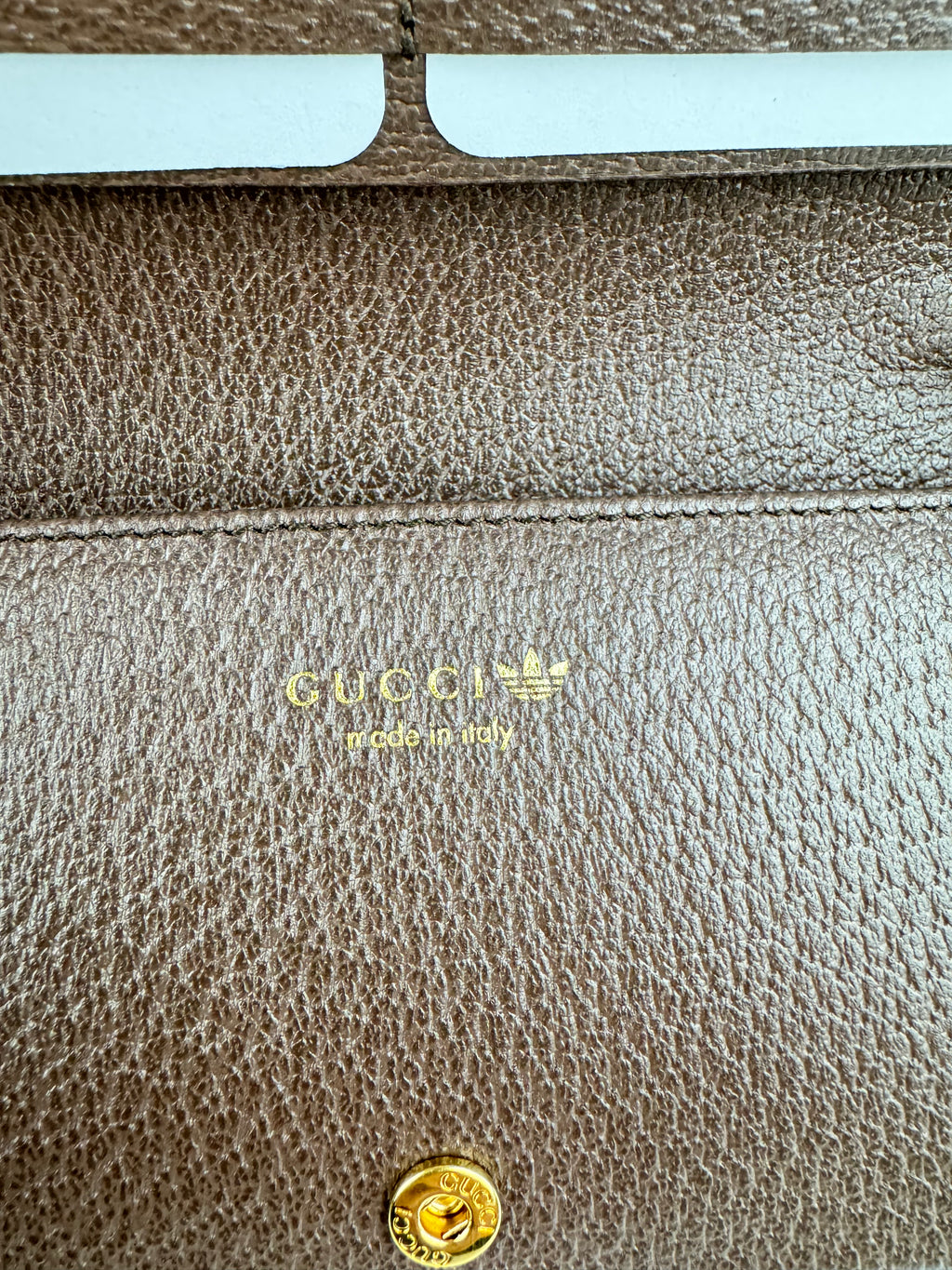 Wallet on chain Gucci x Adidas