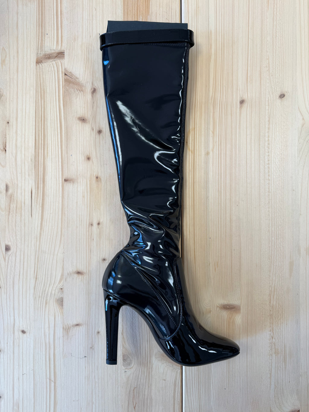 Elle vinyl boots Saint Laurent
