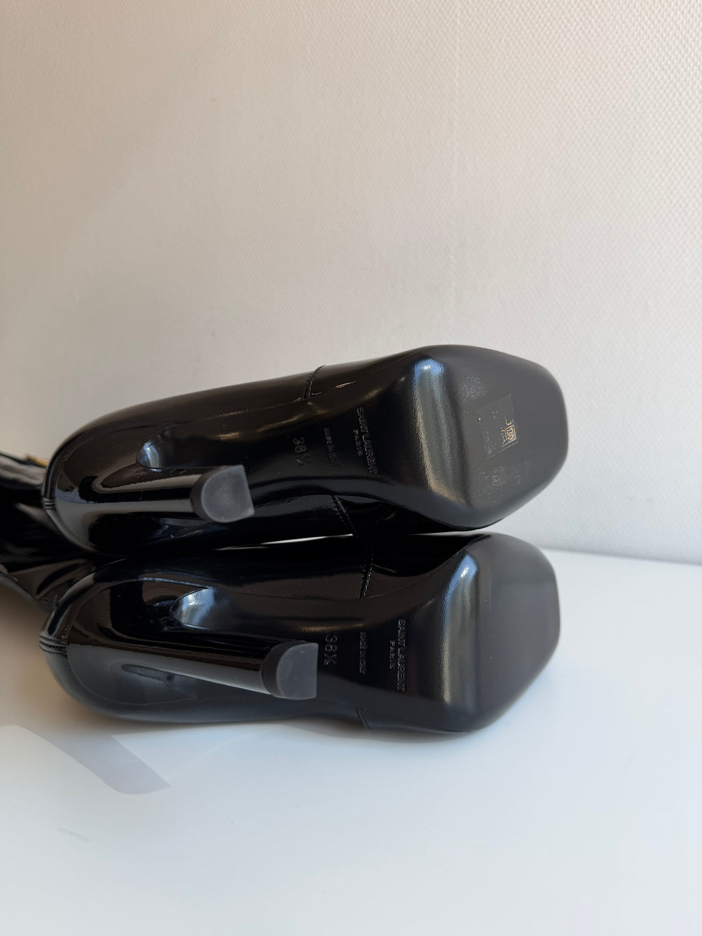Elle vinyl boots Saint Laurent