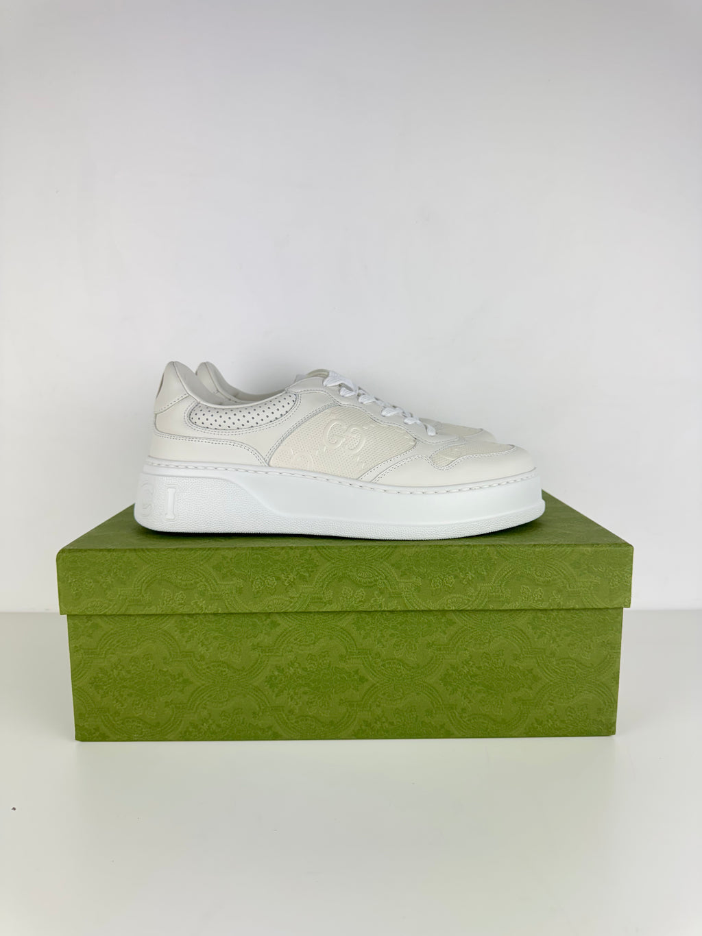 Basket Embossed Gucci