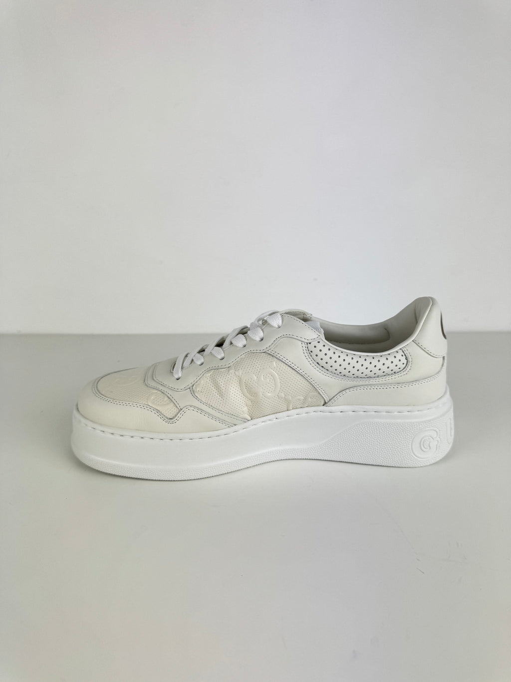 Basket Embossed Gucci