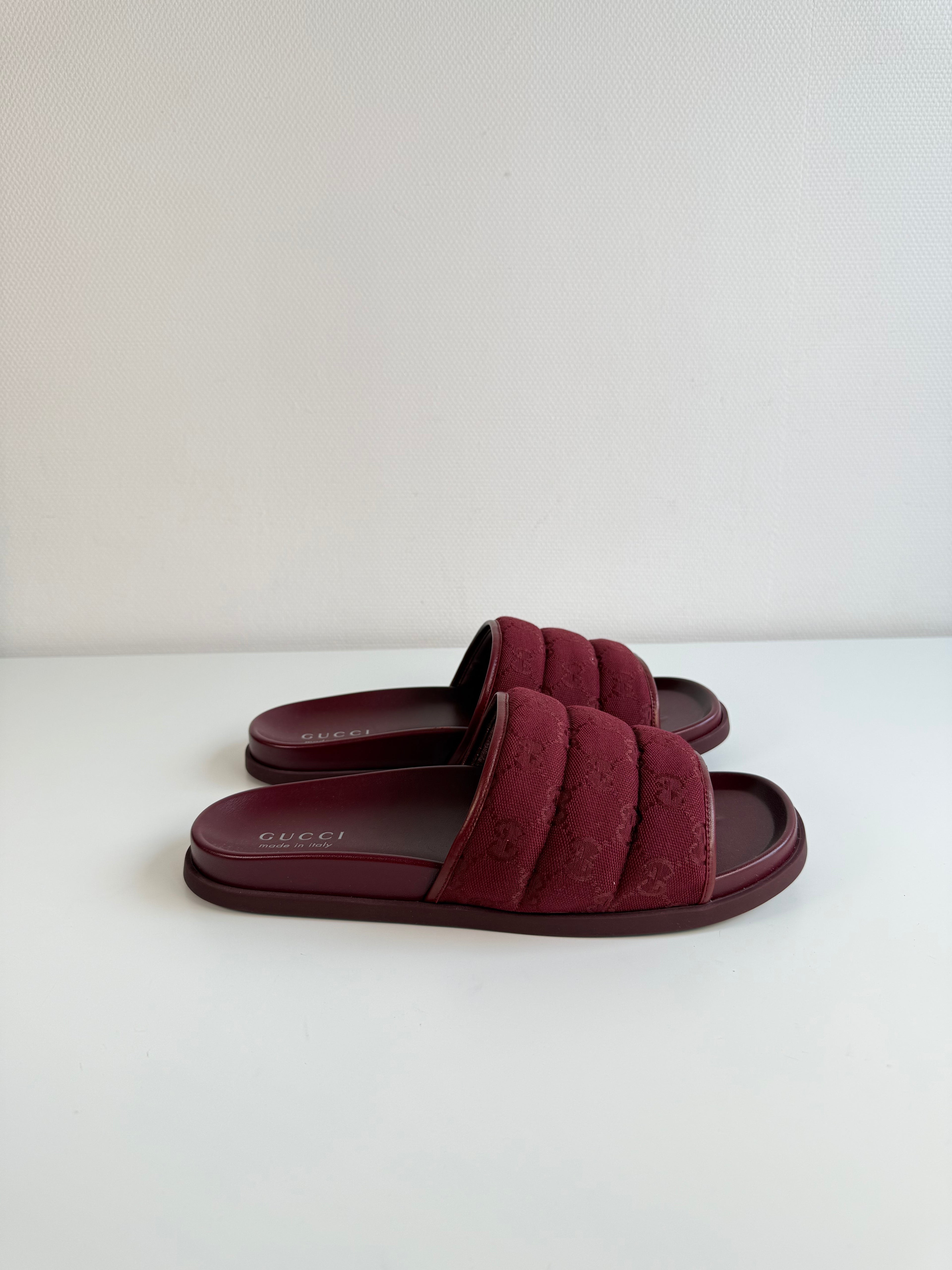 Claquettes Gucci