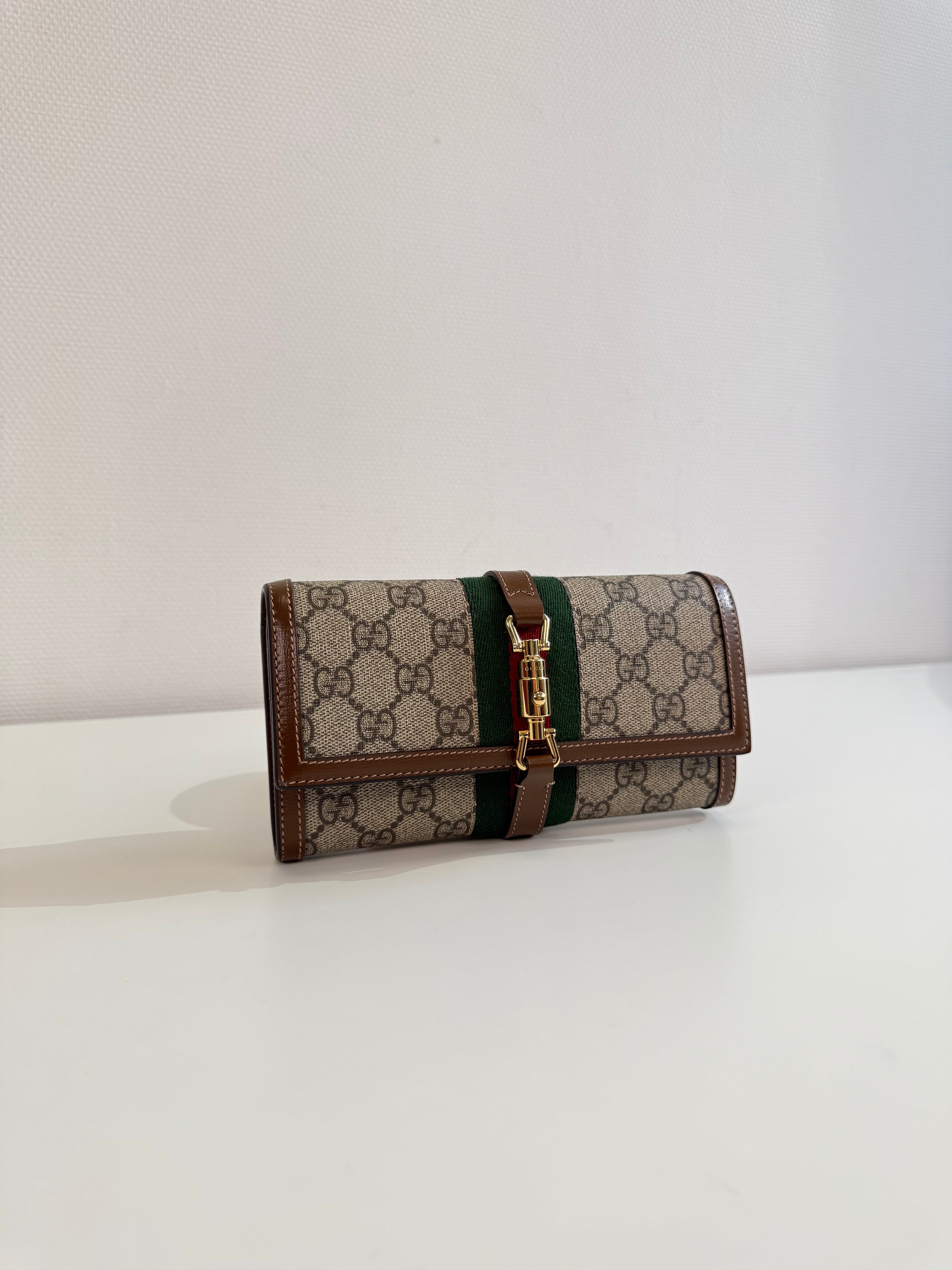 Wallet on chain Jackie Gucci