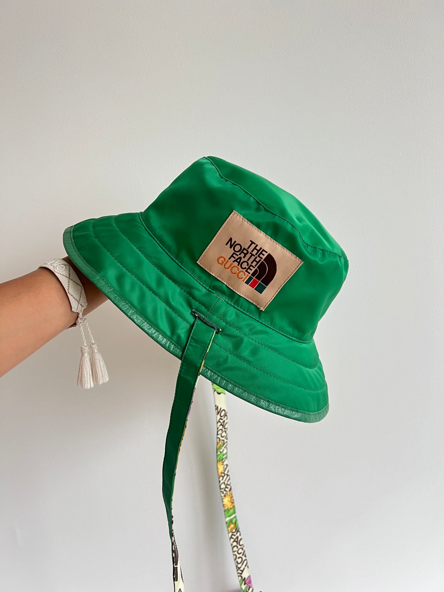 Chapeau bob Gucci x Tnf