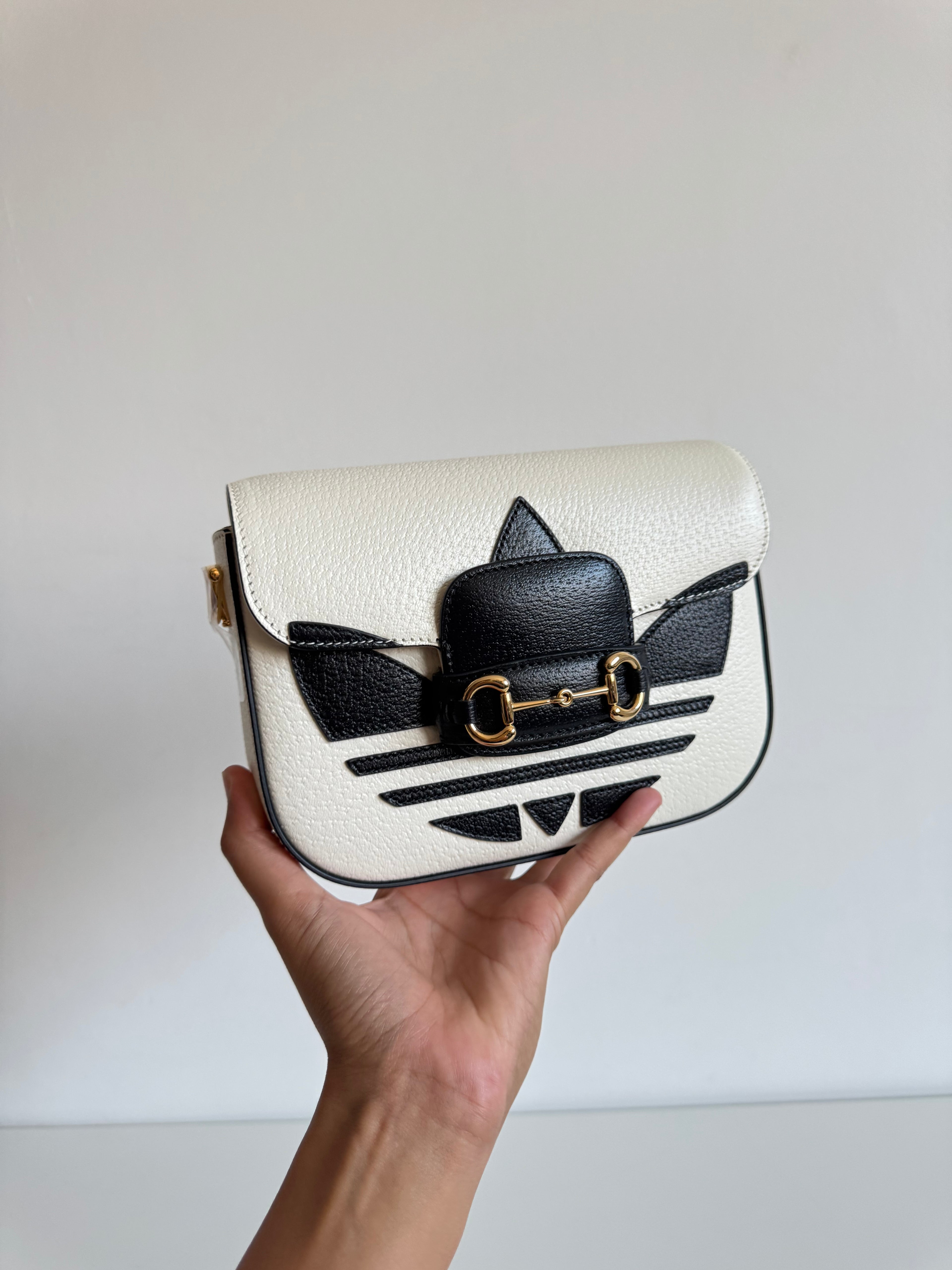 Horsebit Gucci x Adidas