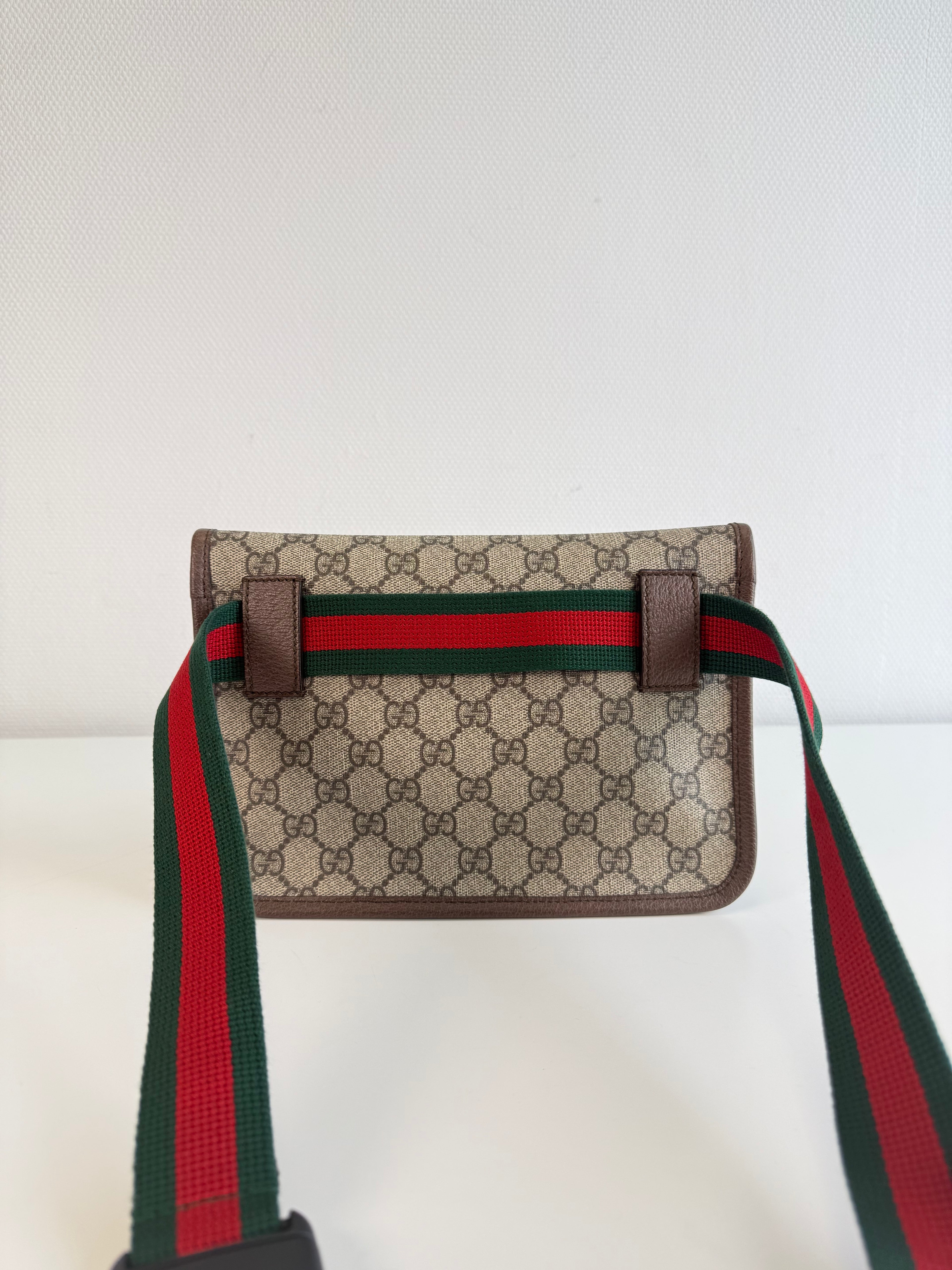 Sacoche banane Gucci