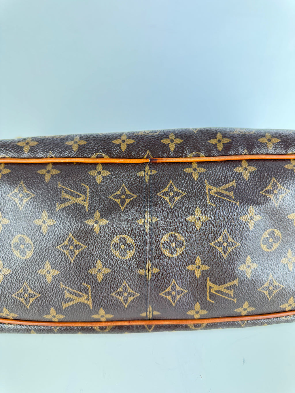 Delightful Louis Vuitton