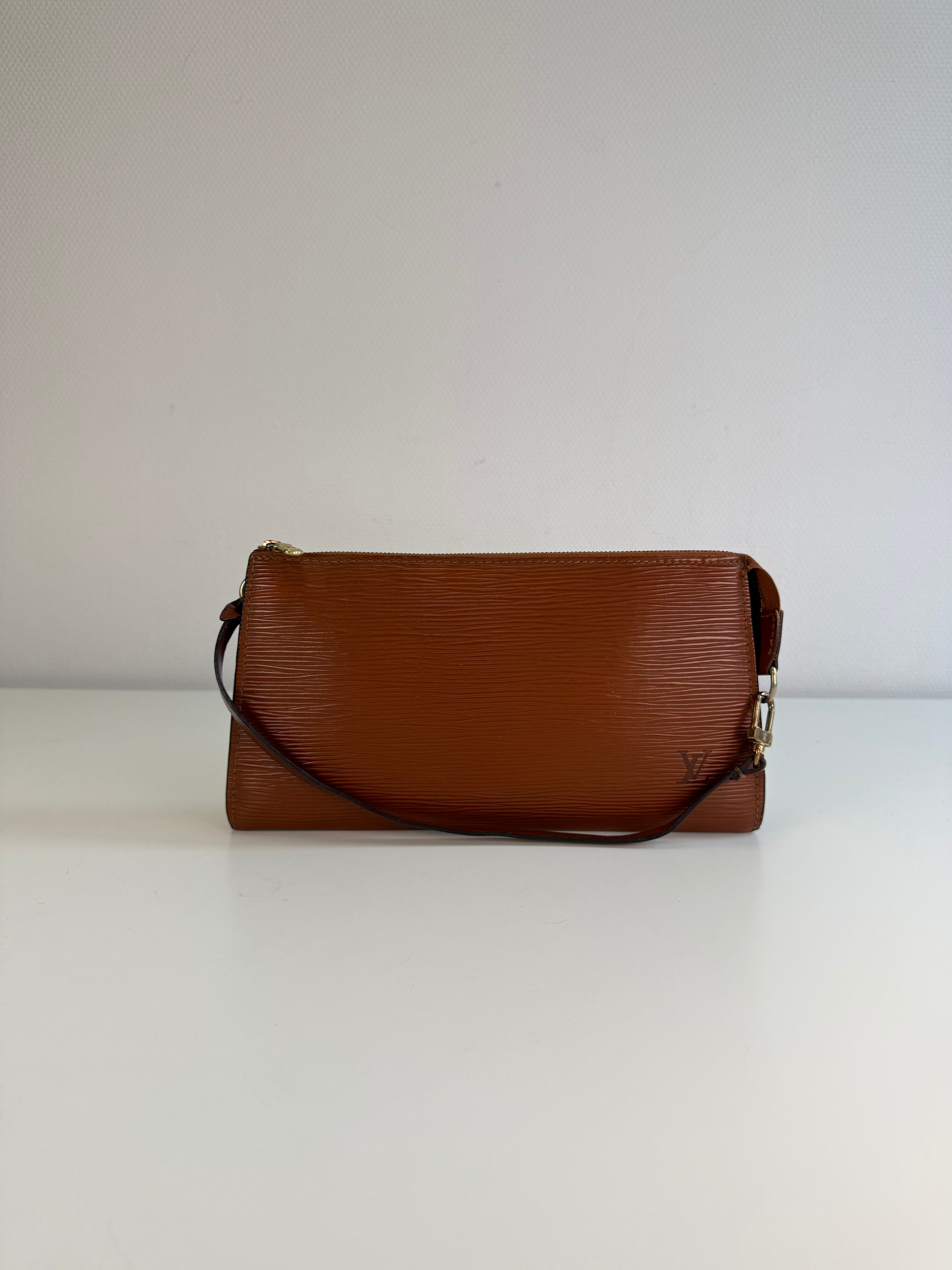 Pochette accessoires Épi GM