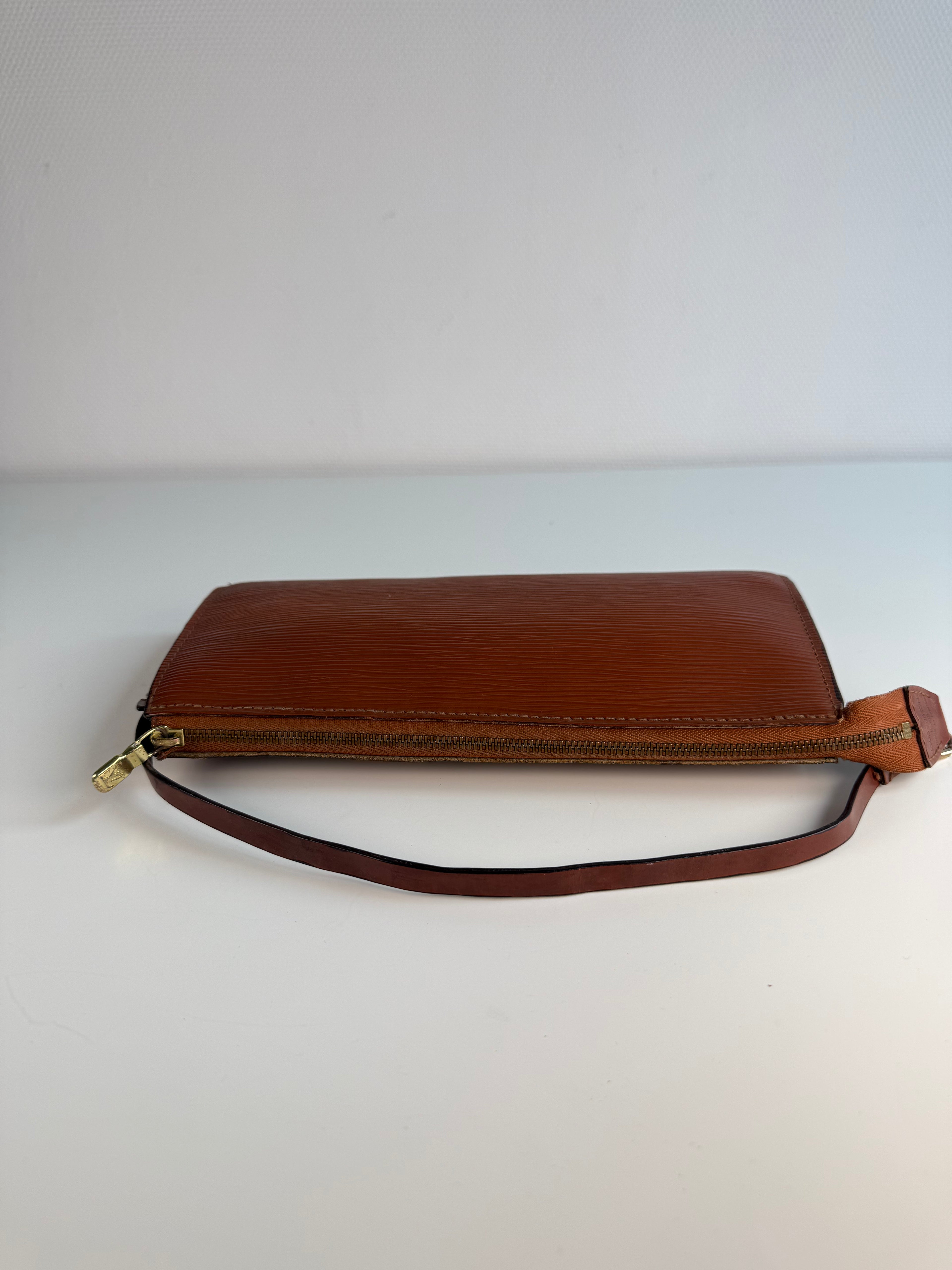 Pochette accessoires Épi GM