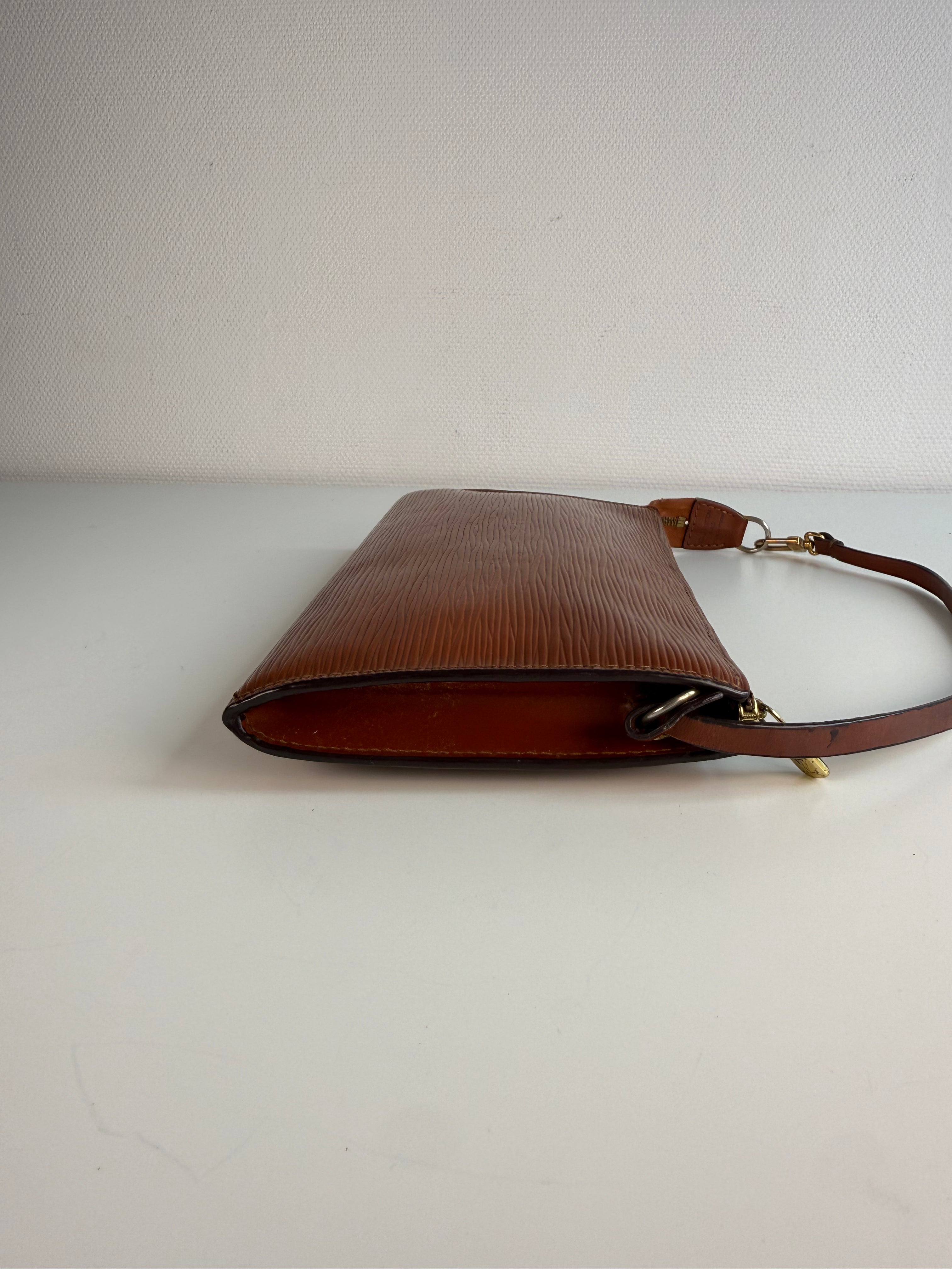 Pochette accessoires Épi GM