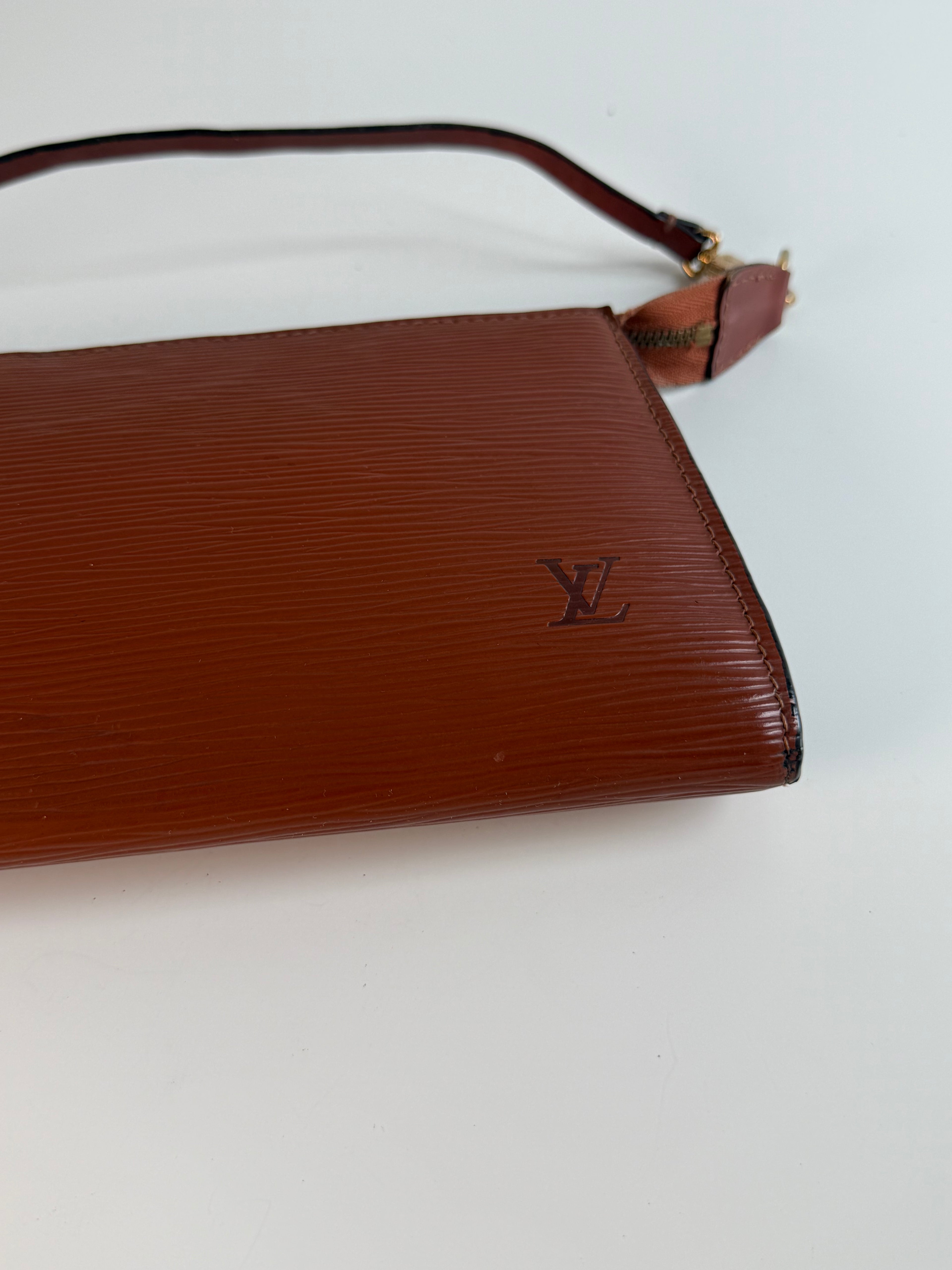 Pochette accessoires Épi GM